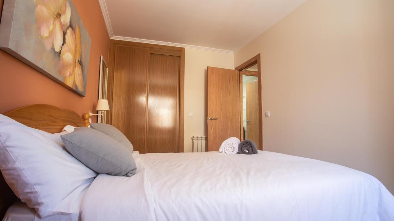 Apartamento En El Centro Con Plaza De Garaje A Guarda Bagian luar foto